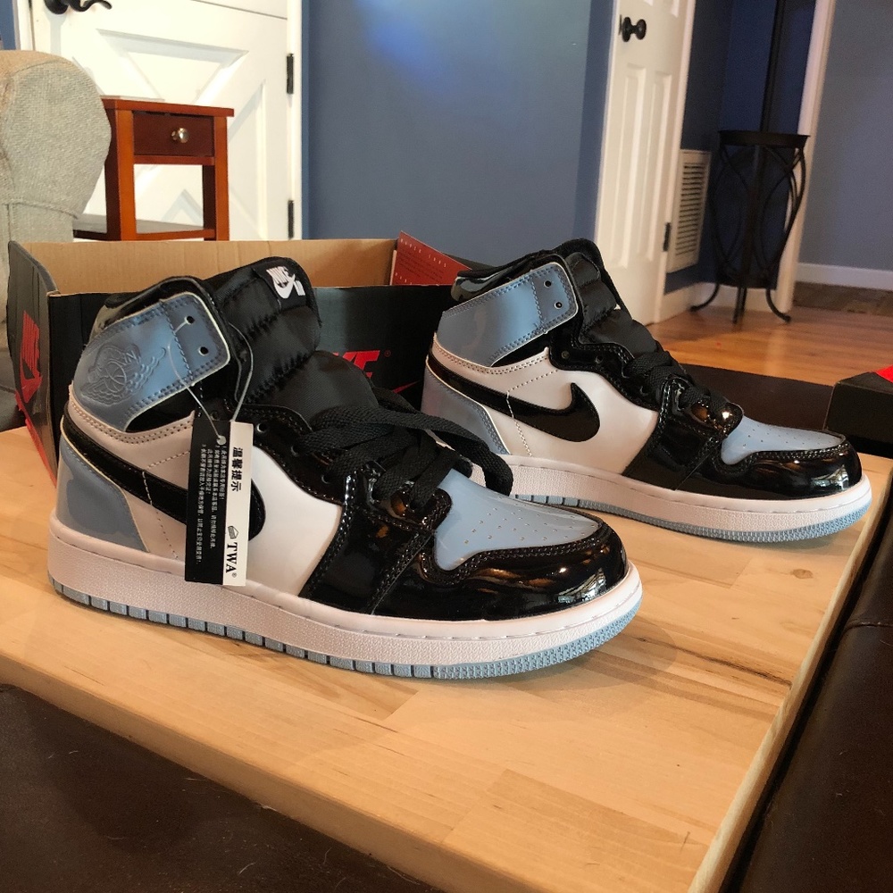 Jordan 1 Retro High UNC patent